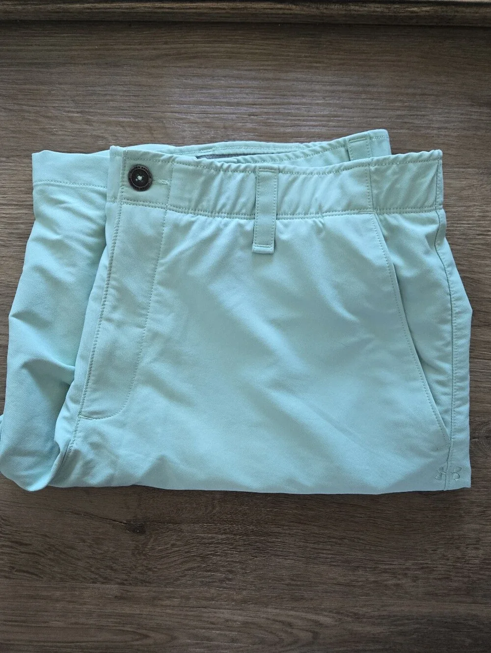 Under Armour Men’s Golf Shorts Size 40 Mint Green HeatGear Loose Fit
